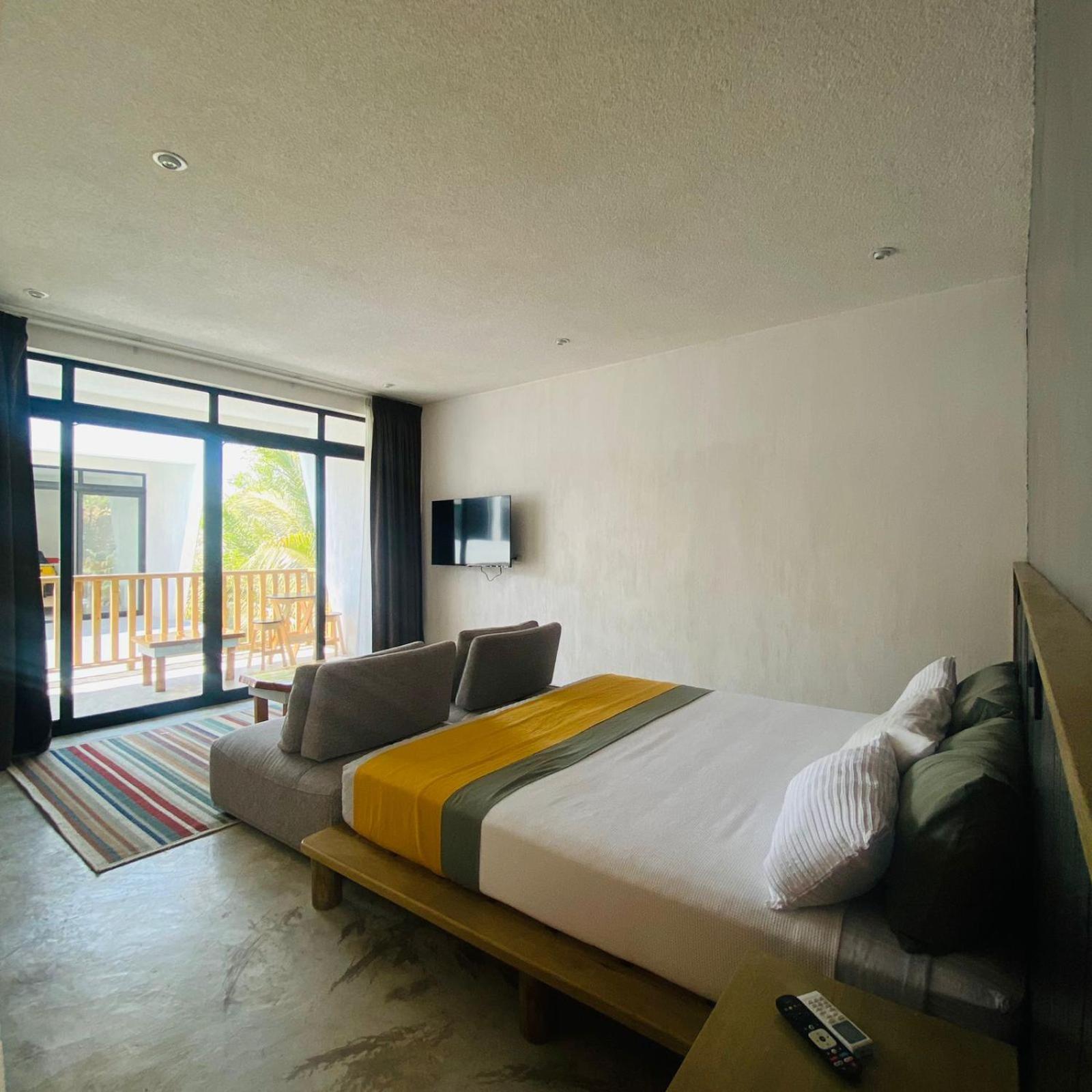 Pacifico El Paredon Hotel